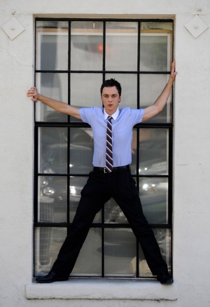   (Jim Parsons)