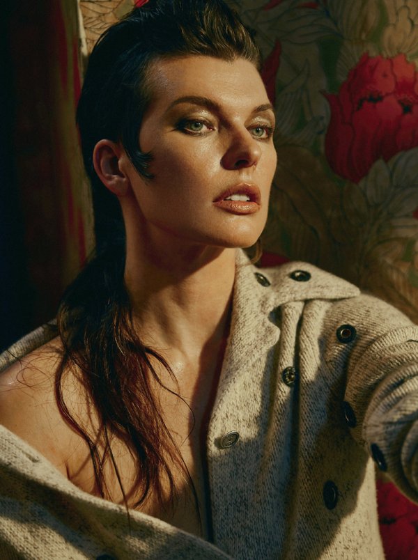  Milla Jovovich  Vogue Ukraine,  2016