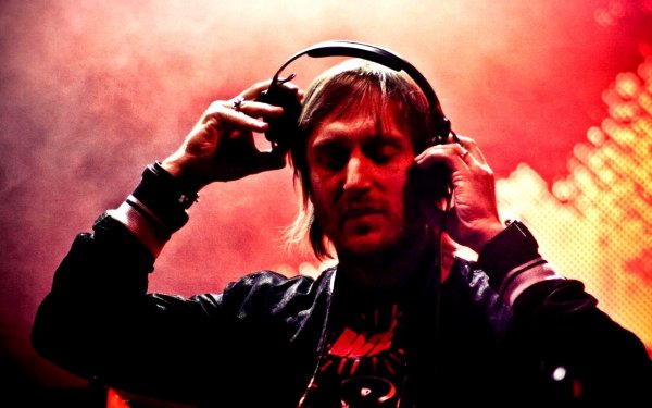  David Guetta  48-