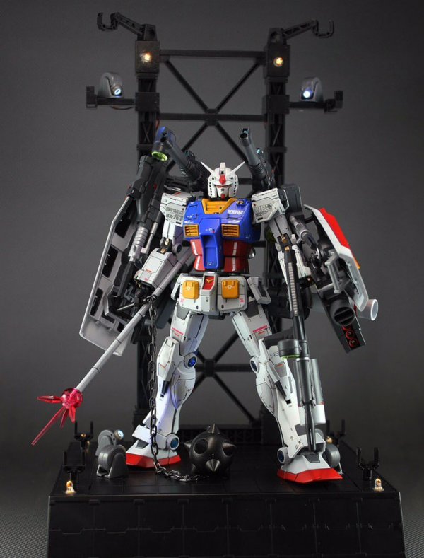   . GUNDAM . 13