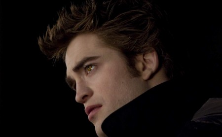   (Robert Pattinson)