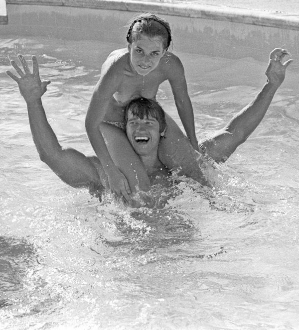 Arnold Schwarzenegger & Nastassja Kinski by Michael Ochs '1976