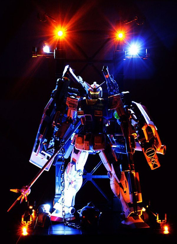   . GUNDAM . 13