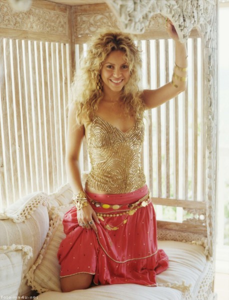 Shakira (,    )