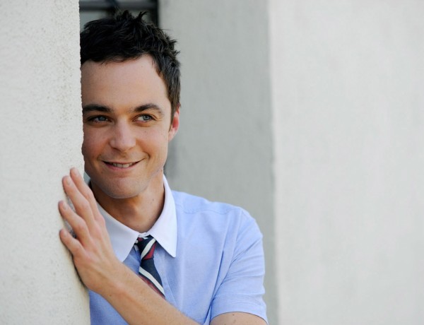   (Jim Parsons)