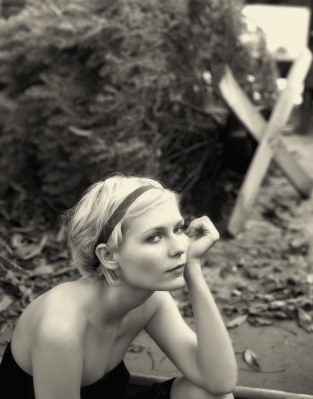 Kirsten Dunst by Kevin Lynch