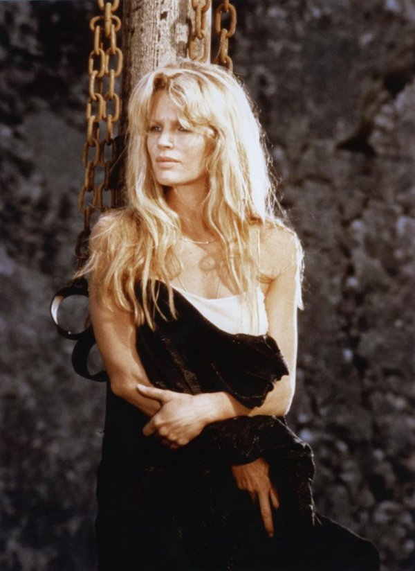 The special edition: Kim Basinger
