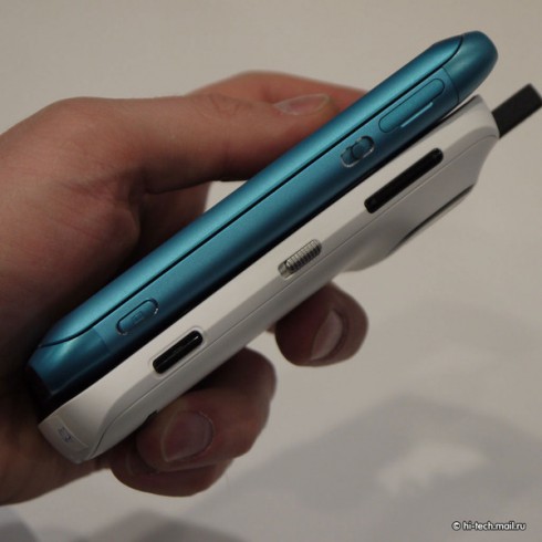 Nokia 808 PureView  MWC2012: 41- 