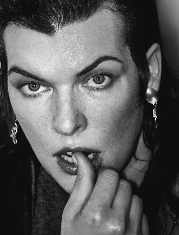  Milla Jovovich  Vogue Ukraine,  2016