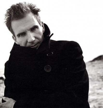    (Ralph Fiennes)