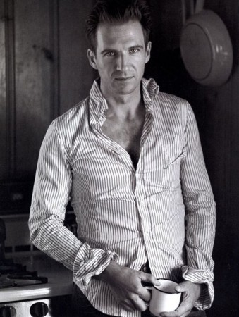    (Ralph Fiennes)