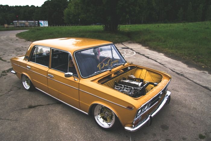   Lada 1500   