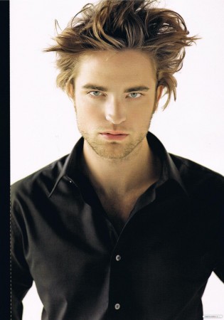   (Robert Pattinson)