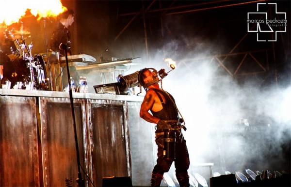  Rammstein  .