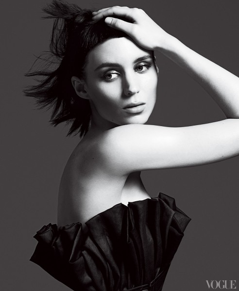   (Rooney Mara)