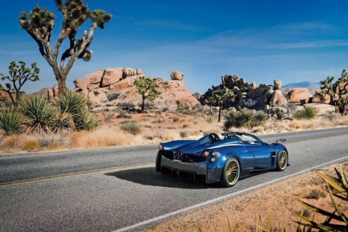 Pagani    Huayra  2.3  