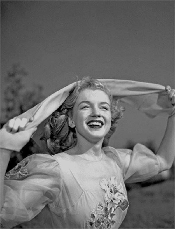   (Marilyn Monroe)