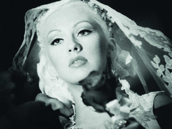   (Christina Aguilera)