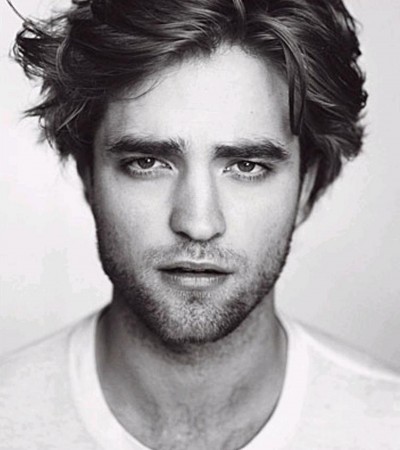   (Robert Pattinson)