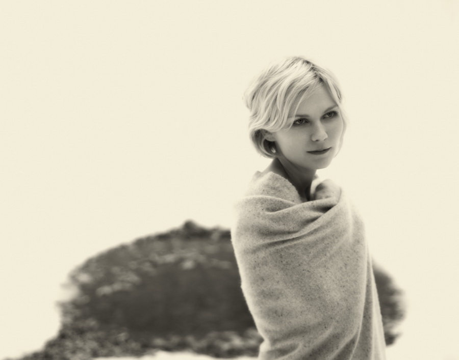 Kirsten Dunst by Kevin Lynch