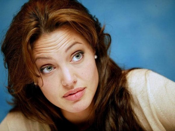 The special edition: Angelina Jolie